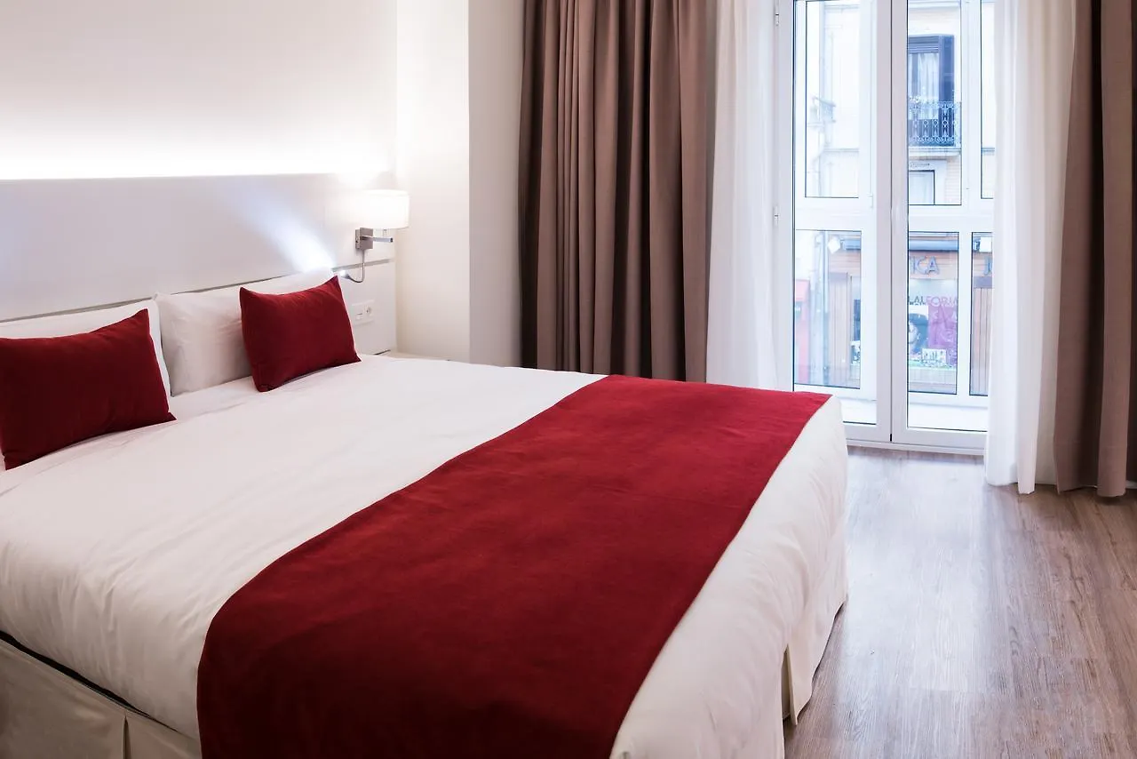 Hotel Pompaelo Plaza Del Ayuntamiento & Spa Pamplona 4*,