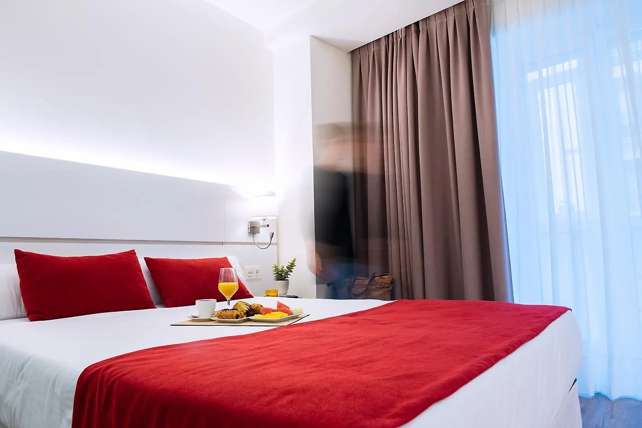 Hotel Pompaelo Plaza Del Ayuntamiento & Spa Pamplona 4*,  Spain