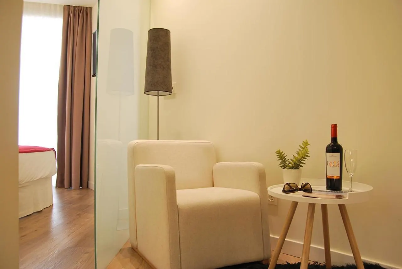 Hotel Pompaelo Plaza Del Ayuntamiento & Spa Pamplona 4*,